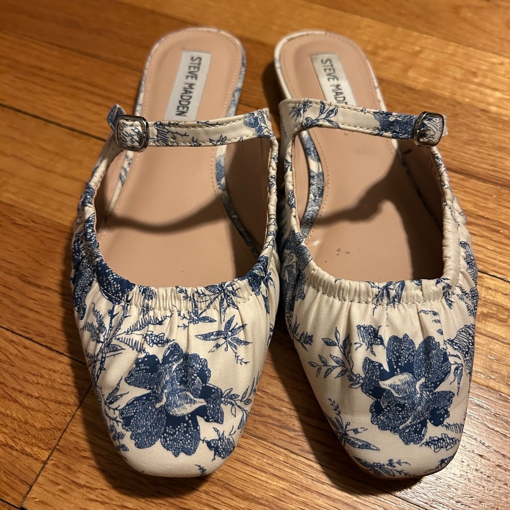 Steve Madden Blue French Toile Ballet Flats